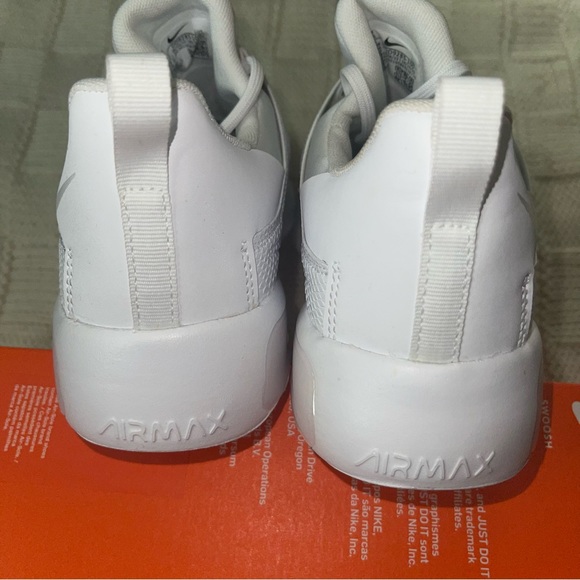 Nike Air Max Bella TR 5 - Picture 7 of 13